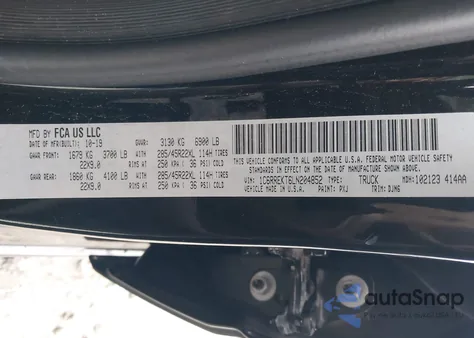2020 Ram 1500 Laramie Longhorn 4X2 5'7 Box z USA, uszkodzony, nr VIN 1C6RREKT6LN204852